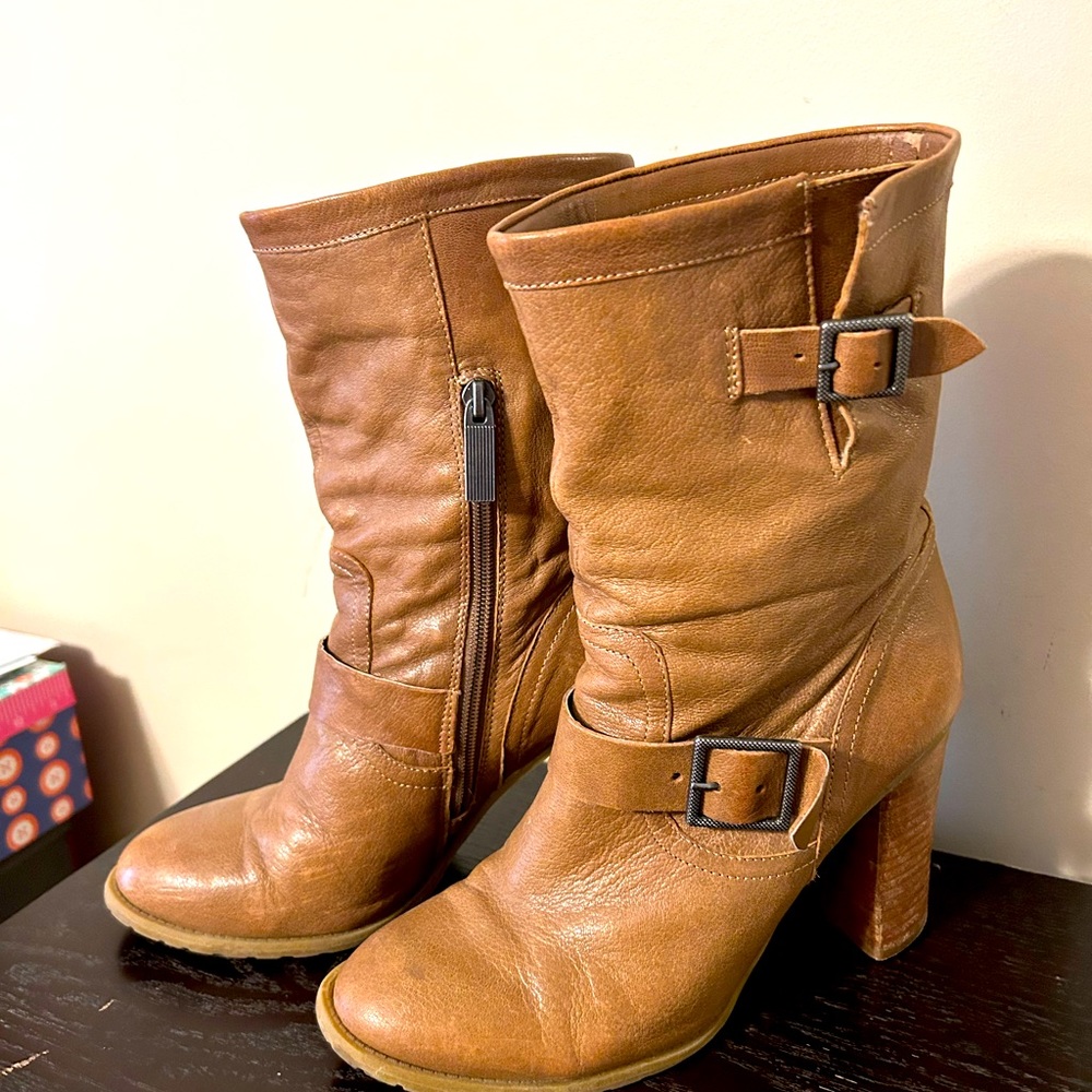Adam Tucker leather boots size 8